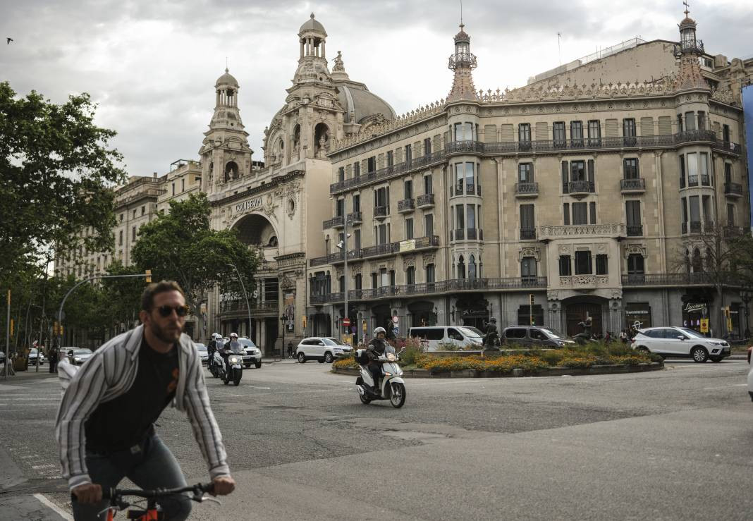 Picasso Gaudi ve Miro'nun buluştuğu şehir: Barselona - Resim: 18